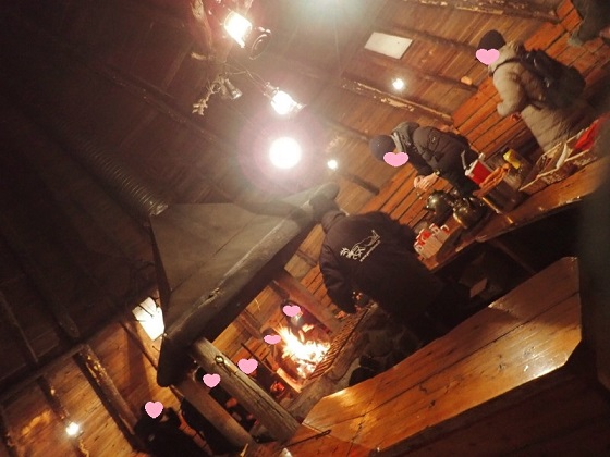 moimoi号ツアー待機の小屋