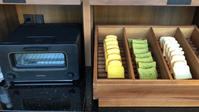 朝食のパン