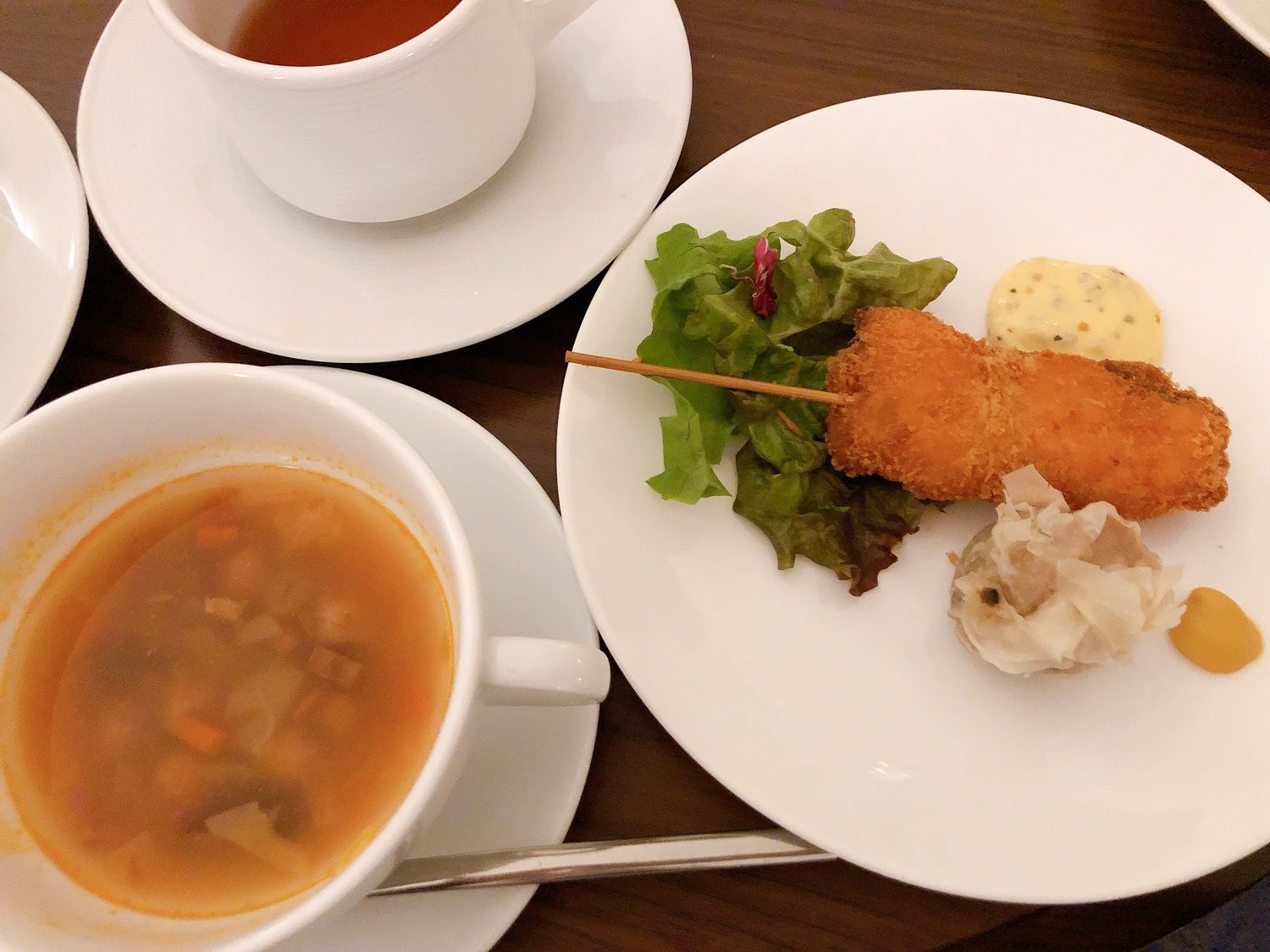 ウェスティンルスツのラウンジ食事メニュー