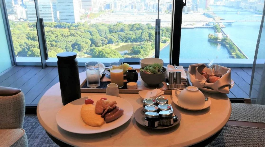 メズム東京のインルームダイニング朝食