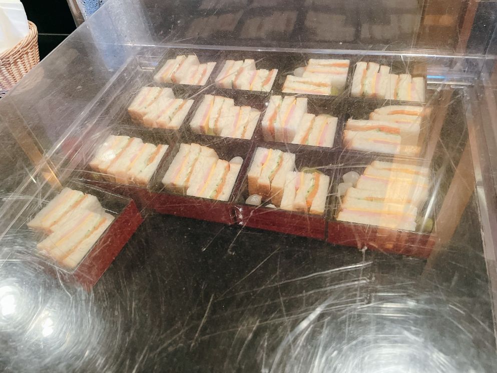 カクテルタイムのサンドイッチ