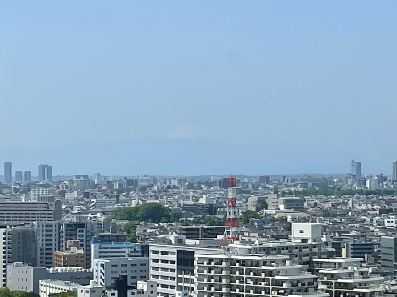 部屋から富士山