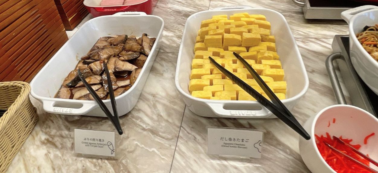 出汁巻き卵、鰤照り焼き